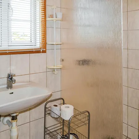 3 Bedroom Cozy In