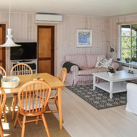Hébergement de vacances 3 Bedroom Cozy In *