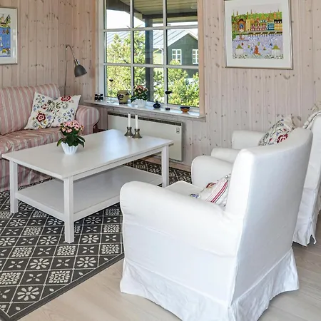 3 Bedroom Cozy In Hébergement de vacances